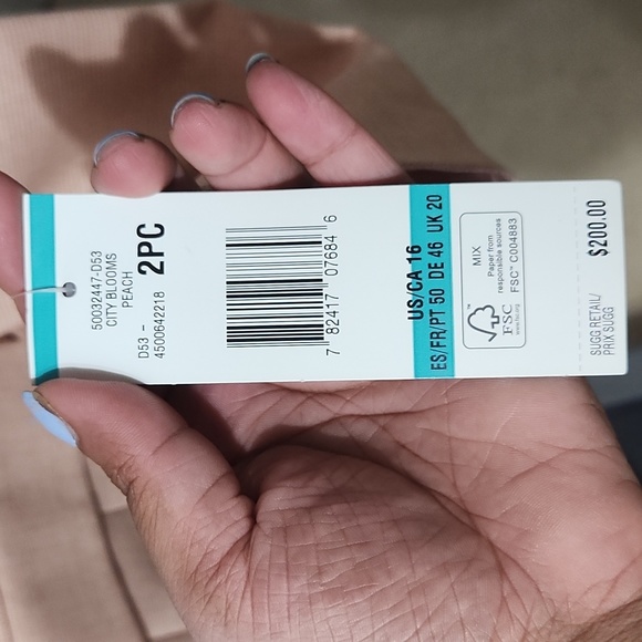 Le Suit Pink Blazer and Skirt - Picture 4 of 4